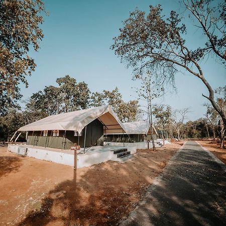Palash The Jungle Resort Gondia Екстер'єр фото