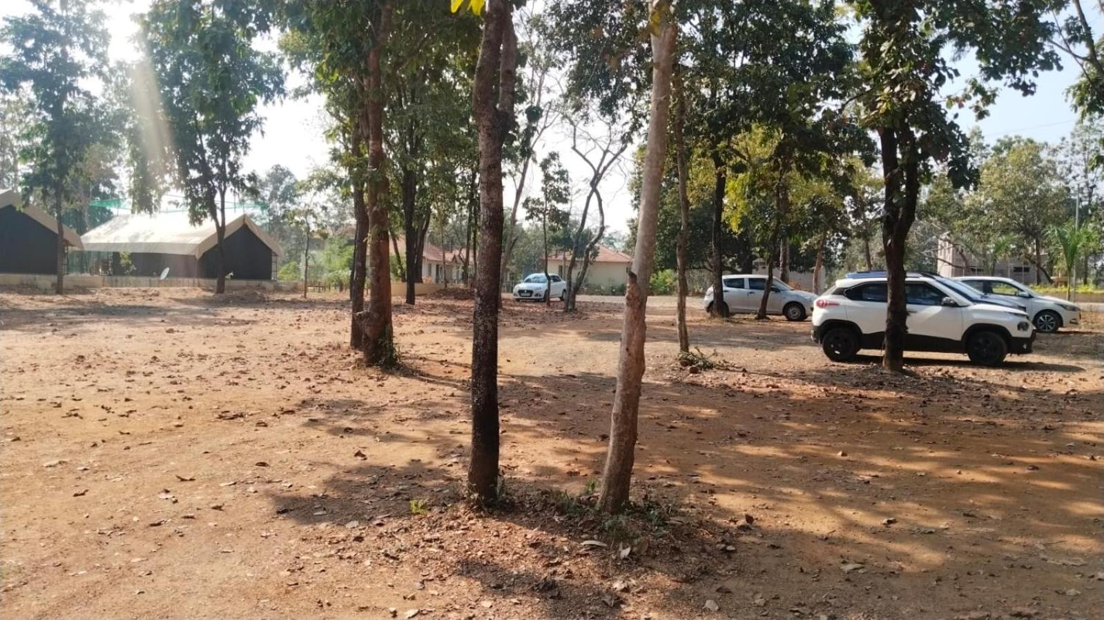 Palash The Jungle Resort Gondia Екстер'єр фото