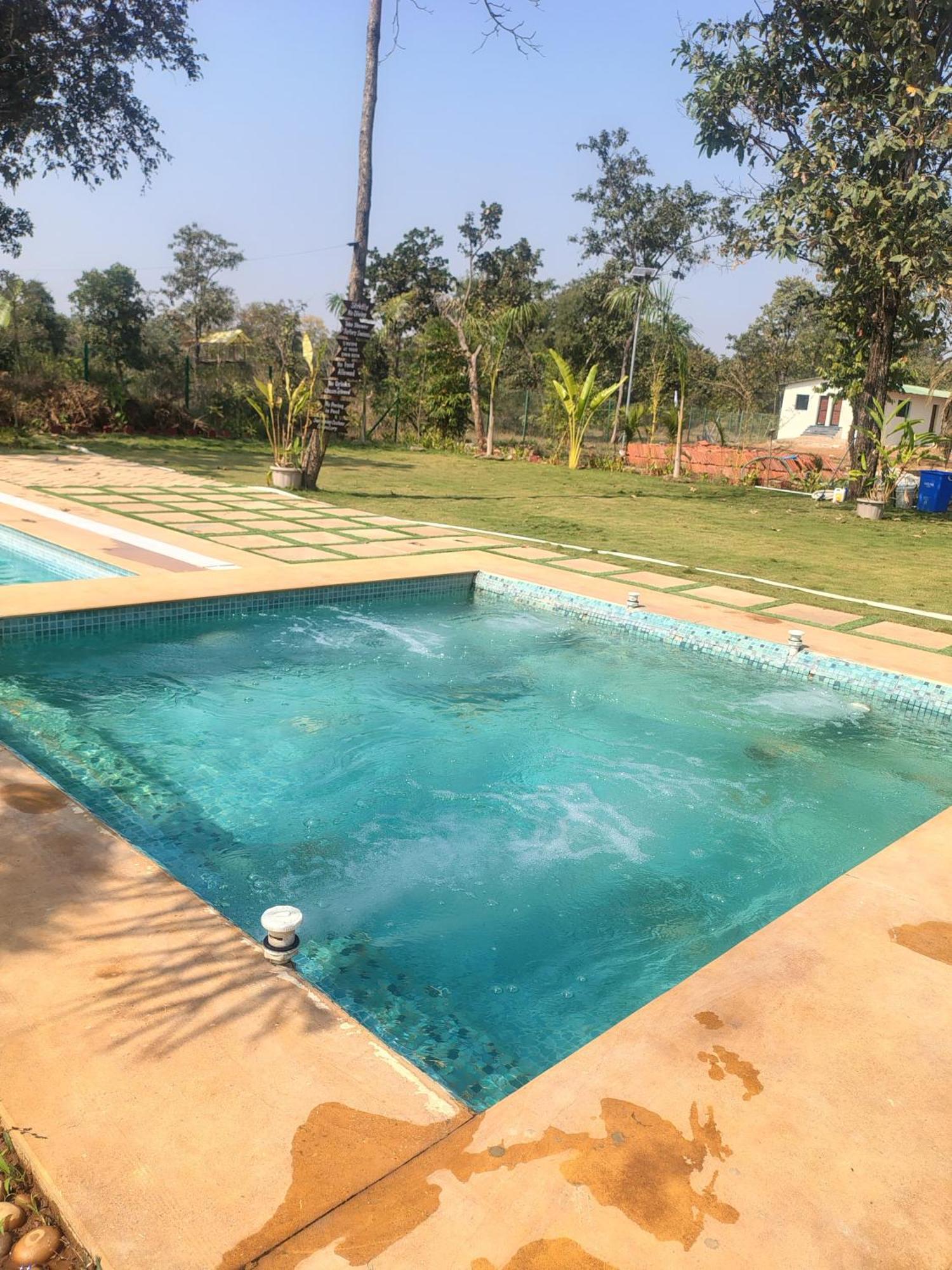 Palash The Jungle Resort Gondia Екстер'єр фото